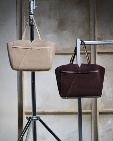 CARRY YOUR DREAMS. CARRY YOUR STRENGTH. BE YOUR OWN BOSS ― 新作「リヴァース バッグ」誕生