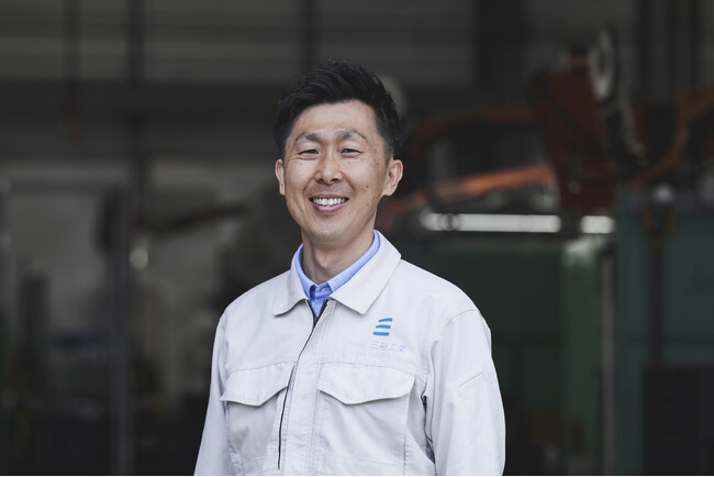 精密板金・溶接加工会社が10ヶ月で13社の新規受注。「Eigyo Engine」導入で従来の営業体制から脱却｜営業製作所株式会社