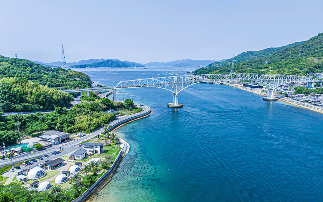 【３周年記念コラボイベント開催】「BYUCCA glamping-ビュッカ-」が3周年。江田島ラー油作り体験や絶品坦々うどん、夜のバータイムなど、Sugos Cafe とのコラボ企画を実施