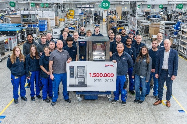 RATIONAL、スチームコンベクションオーブン誕生50周年と　　　　累計製造150万台達成という２つの節目を迎える