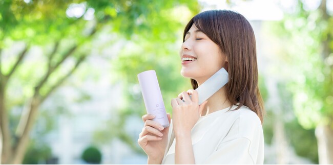 ピーコック魔法瓶 昨年大ヒットの携帯保冷氷のう「アイスパック」シリーズ、主力の「ミニアイスパック」がトレンドカラー「パープル」を加えてリニューアル！