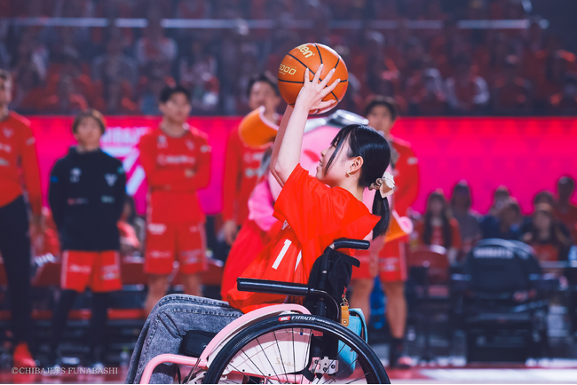 【2/28 Rare Disease Day】エーラス・ダンロス症候群と向き合う女性が、千葉ジェッツのホームゲームで“再びフリースローへ”―