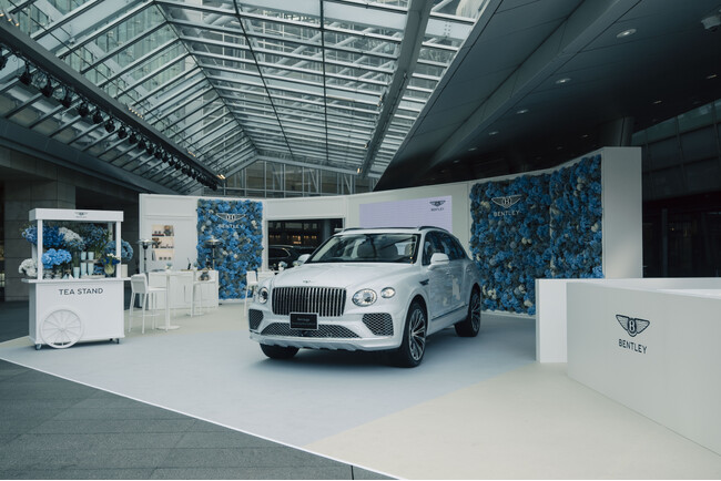 Something Blueの世界観に包まれたベントレー特別展示イベント「Bentayga Something Blue Collection by Mulliner - 今を生きる女性のそばに -」