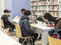 【東京工芸大学】マンガ学科が「2025年度作品講評会(出張編集部)」を開催 ～ 10社17編集部が中野キャンパスに集結、マンガ家を目指す学生の作品をプロ編集者が講評