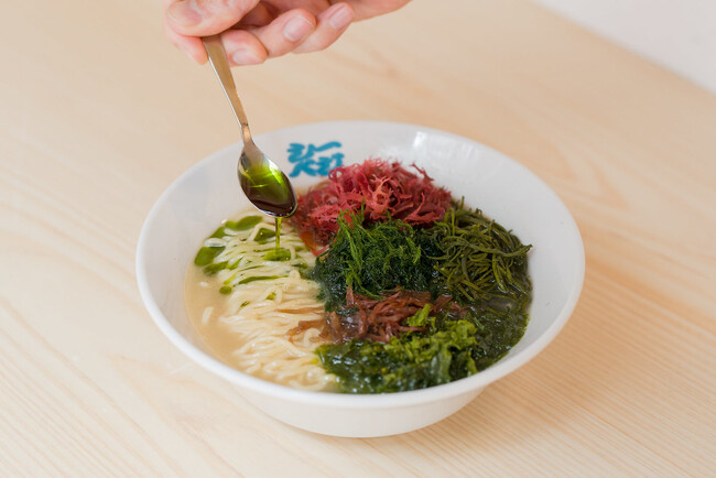 海藻ラーメンから海藻料理まで。海藻を主役にした新しい飲食体験。東京・八重洲／日本橋エリア「シーベジスタンド」3月2日オープン
