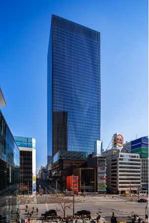 東京駅直結の大規模再開発「TOFROM YAESU TOWER」竣工 権利者の方々や地域の皆様と共に約25年の歳月をかけて推進 国際都市・東京の玄関口にふさわしい都市機能の強化と国際競争力の向上に貢献