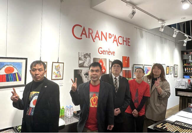 100年以上の歴史を刻む、スイスの筆記具・画材ブランド『カランダッシュ』が銀座ブティックにて「アートパラ展」を開催