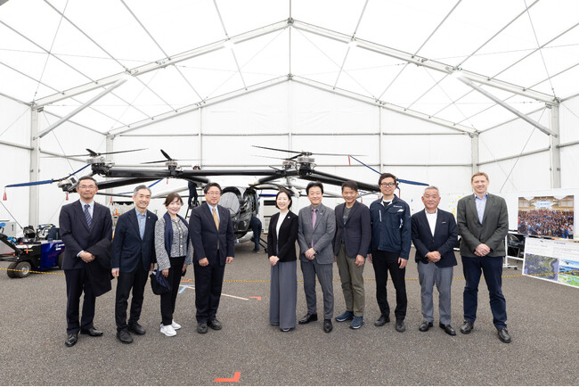 東京都「空飛ぶクルマを活用したサービスのビジネスモデル構築に関するプロジェクト」国内初の空飛ぶクルマの実運用を想定した飛行実証を実施～空飛ぶクルマの離着陸場の運用を自動化・最適化、社会実装へ前進～