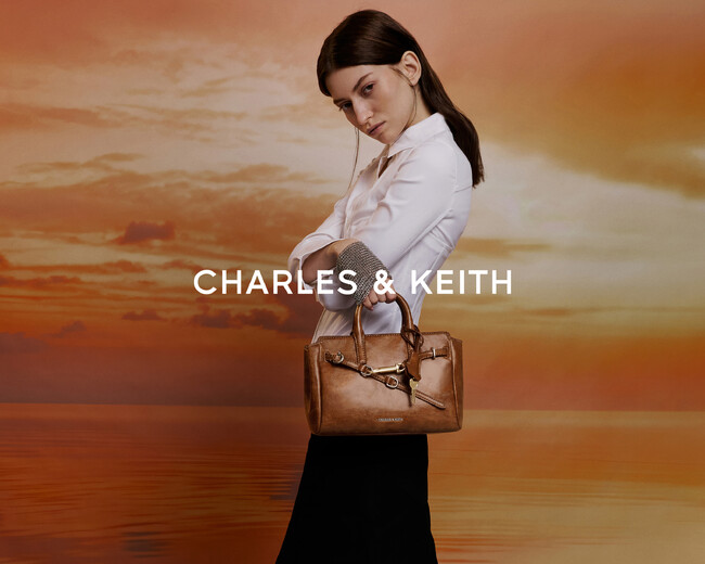 CHARLES & KEITH 新作バッグ「Delfina」発売　フック＆チェーンが際立つ新シルエット