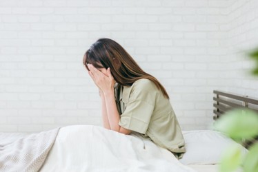 最近、「朝布団から出られない」と7割が実感！ 寒い朝を快適にするルームウェアの工夫