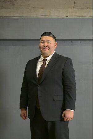 元幕内・天鎧鵬が相撲文化と世界の懸け橋を目指しYouTubeチャンネル「南のごっちゃんねる」を開設！