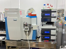 高分解能精密質量分析装置「Orbitrap」