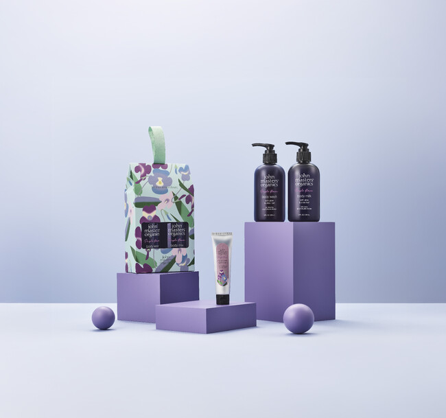 2026.3.12 debut 咲き誇る花、ほのかに甘くみずみずしい香りのボディウォッシュ＆ミルクが登場