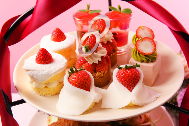 【1日8セット限定】北新地フレンチが贈る、春のアフタヌーンティー『Strawberry Blossom Afternoon Tea』3月11日（水）より開始