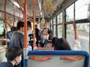 バス車内での撮影の様子 バス車内での撮影の様子