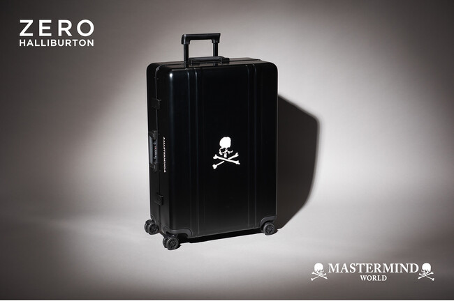 オンライン即完で話題の“漆黒の限定ラゲージ”第二弾。ZERO HALLIBURTON × MASTERMIND WORLD、待望のチェックインサイズ 3/14(土)発売