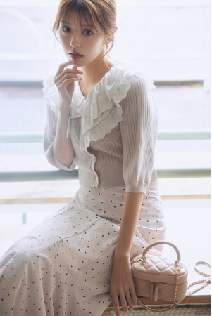 【LILLIAN CARAT】小さなときめきに満ちた季節。3/12(木) 鈴木ゆうかが纏うSpring Collection vol.2を公開