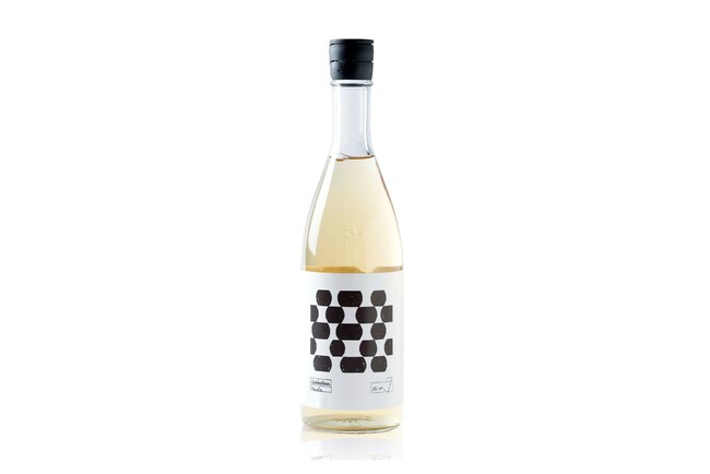 日本酒の未来をひらく実験的プロジェクト「Gekkeikan Studio」の新商品、桃のような香りとオーク樽が響き合う優雅な一杯「no.7」発売