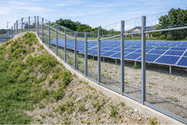 GBP、太陽光発電所用防護フェンスの提供を開始～高さ・幅オーダーメイド可能で多様な敷地条件に対応～
