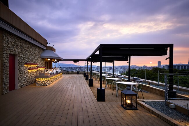 丘の上の絶景ビアテラス『THE GARDEN BRASSERIE』 2026年4月18日(土)期間限定OPEN