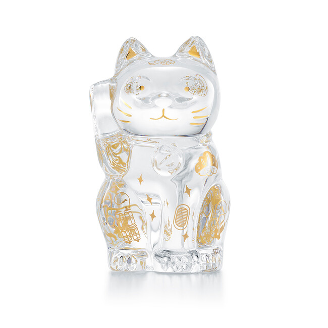 【バカラ】新作「まねき猫 宝尽くし」登場 ― 吉祥文様を金彩であしらった新作コレクション