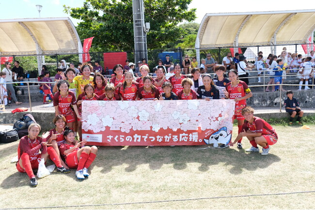 沖縄県の学校への生理用品提供プロジェクト「BRIGHT FUTURE OKINAWA」始動。ユニ・チャーム「どこでもソフィ」をFC琉球さくらと協力し495校へ提供