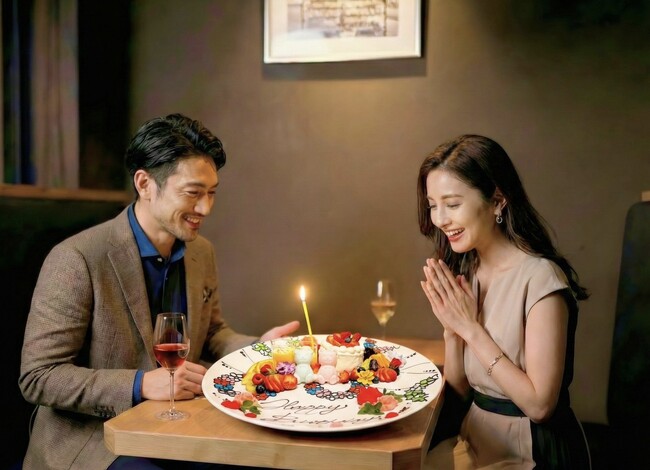 開始1ヶ月で予約5件超 ── 西麻布の隠れ家鉄板焼きに「プロポーズ専用プラン」が誕生。年間500件のアニバーサリー予約が生んだ、