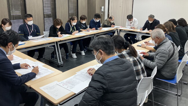 より質の高い福祉サービス提供を目指し「権利擁護・ケア向上推進委員会」を設置、コンプライアンスチェック体制を強化