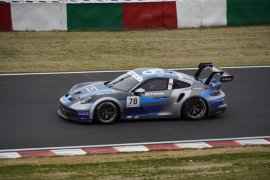 SKY RACINGが発表した新カップカーデザイン