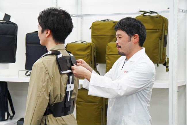 ４タイプからショルダーハーネスを選べる「ガジェタブルDP2 4U」体験型イベント、東武百貨店 池袋本店にて期間限定開催