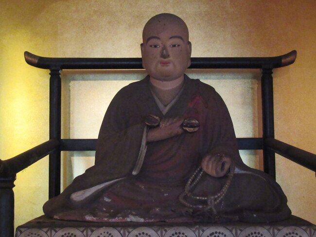 新たな区登録文化財！約270年前の仏像「西光寺弘法大師像・興教大師像」含む全3件が登録