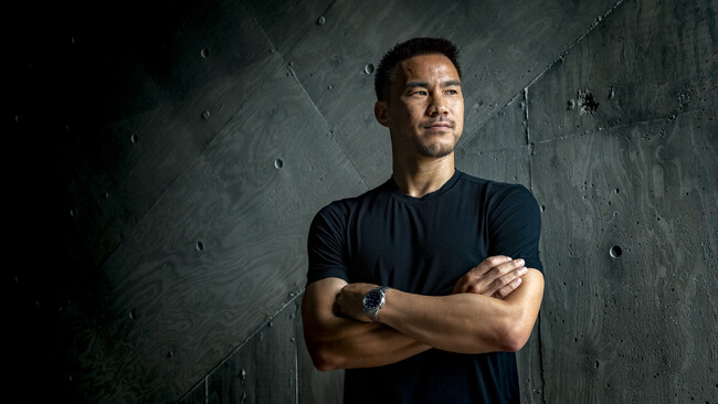 元サッカー日本代表・岡崎慎司、サッカーが好きな子供達の情熱を英語学習へ活かすオンライン英会話『PlayOn!』の応援団長に就任