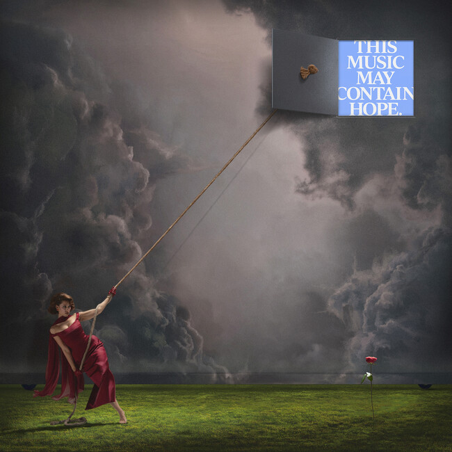 ポップ/R&B界のトップに君臨する歌姫RAYE（レイ）、ハンス・ジマー（Hans Zimmer）共演の新曲「Click Clack Symphony.」とMVを急遽解禁