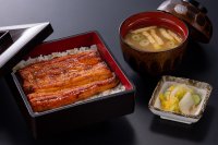 《和食処とんでん 清田店》ドリンクバー新設・客席改装して、リニューアル！「うな重」等人気メニューを特別価格でご用意するキャンペーンを実施。