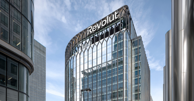 Revolut、2025年は売上高が60億USドルに急増、23億USドルの記録的な利益を達成