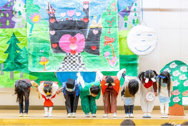 【開催レポート】未就園児・園児が英語で劇発表｜AI時代に注目される情操教育と非認知能力を育む教育実践（名古屋市アライブインターナショナルスクール）