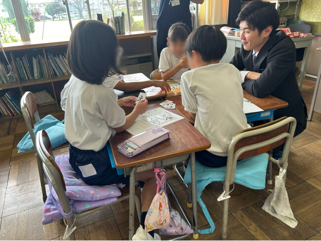 【全国の教育機関へ】言葉で遊ぶ知育麻雀「ひらがじゃん」1,000個無償寄贈プロジェクトへ応募いただいた施設へのお届けいたしました。