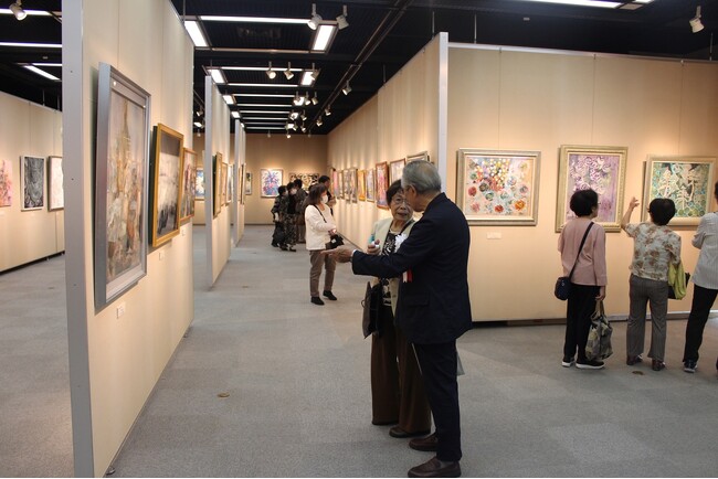 和紙のまち「岐阜県美濃市」で行われる全国公募の芸術展「全国和紙画展」の活性化に向けたクラウドファンディング実施中