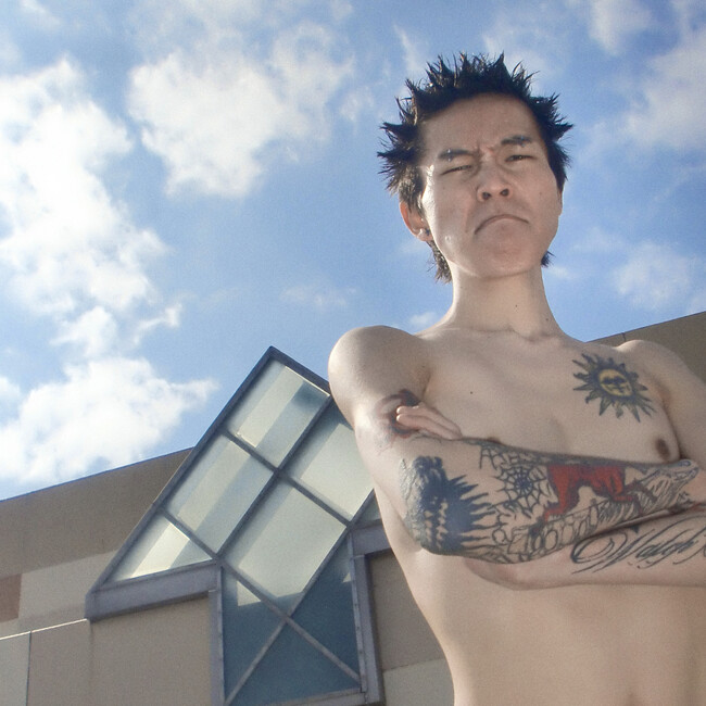 5人組ロックバンド・LBSTR、媚びない姿勢を誓った4th SG“KOBINEE”を本日リリース！