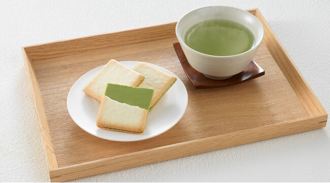京都で20年以上愛される定番土産「京都抹茶ラングドシャ」。パッケージを一新し、世代を超えて選ばれる京都土産へ