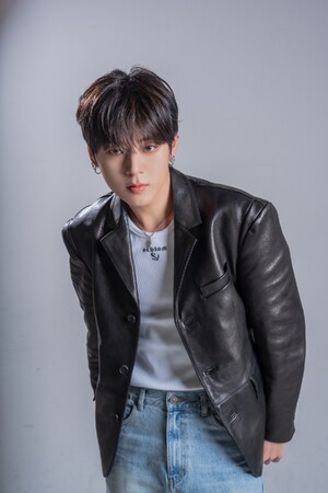 【ABEMA】K-POP第5世代ルーキー・NOWZが日本バラエティに初挑戦！ ジンヒョク「チャームポイントはステージとそれ以外でのギャップ」【5日連続メンバーアンケート企画】