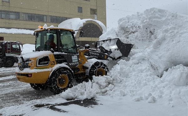 建設業界のGXを雪国から加速！西尾レントオールが参画した国の「電動重機試用プロジェクト」が完了しました
