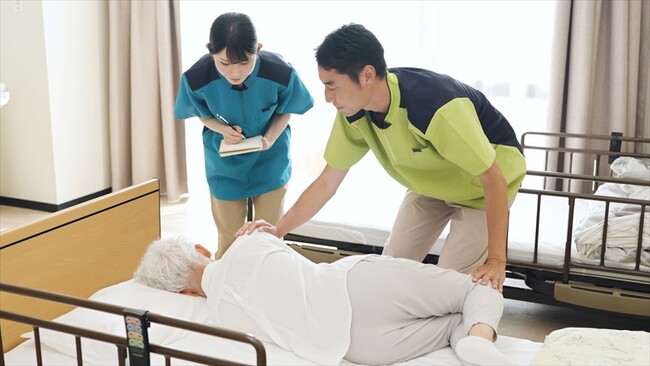 「やさしい日本語」と実践的指導で採用難を突破！外国人介護人材戦略と生産性向上のための無料オンラインセミナー2026年4月20日（月）・21日（火）開催