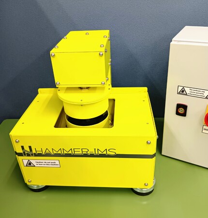 非接触・非放射線で目付量測定[mg/cm^2]を実現する「Marveloc-Lab」を販売開始