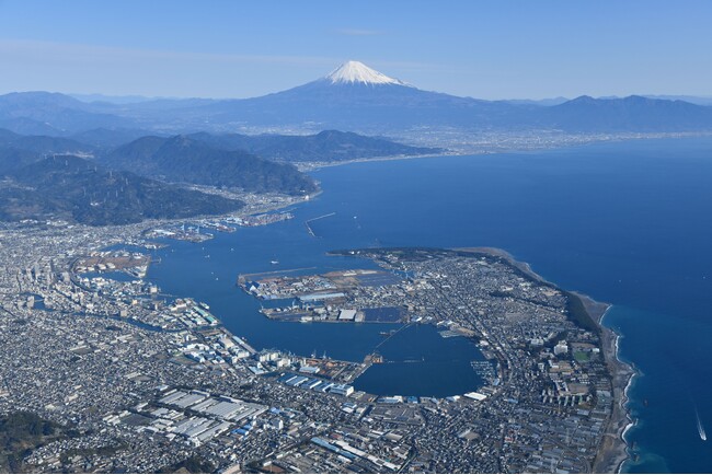 【川崎重工グループ ヘリコプター手配サービス Z-Leg(TM)︎】富士山×駿河湾を空から満喫！