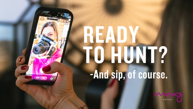 【モクシーホテル】オリジナルシール＆スペシャルカクテルが楽しめる「HUNT & SIP プラン」登場