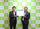 社会福祉法人敬寿会　金澤副理事長(左)、神奈川県住宅供給公社 理事　吉田(右)