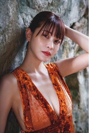 レジェンドグラビアアイドル、デビュー15周年の岸明日香　5年ぶり5冊目の写真集『Trajectory』 発売決定！