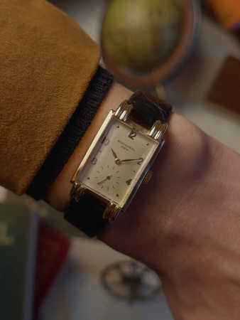 ヴィンテージ時計店「PRINCIPE PRIVE - Epoca d’Oro」に、18Kローズゴールド製ケースを採用したPATEK PHILIPPEのレクタンギュラーモデルが登場。