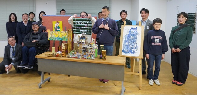新横浜で「ともにいきる」障害者アート披露目会　リース初導入で雇用創出〔神奈川〕